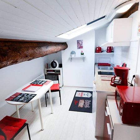 Studio 9 Classe 2 Etoiles Carcassonne Luaran gambar